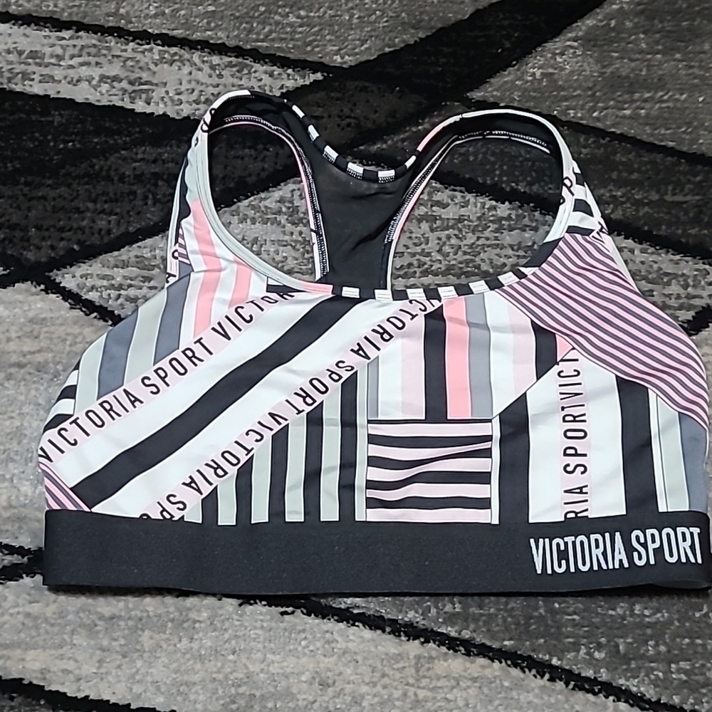VS Victoria Sport 2018 Racerback Mesh logo Sport Bra